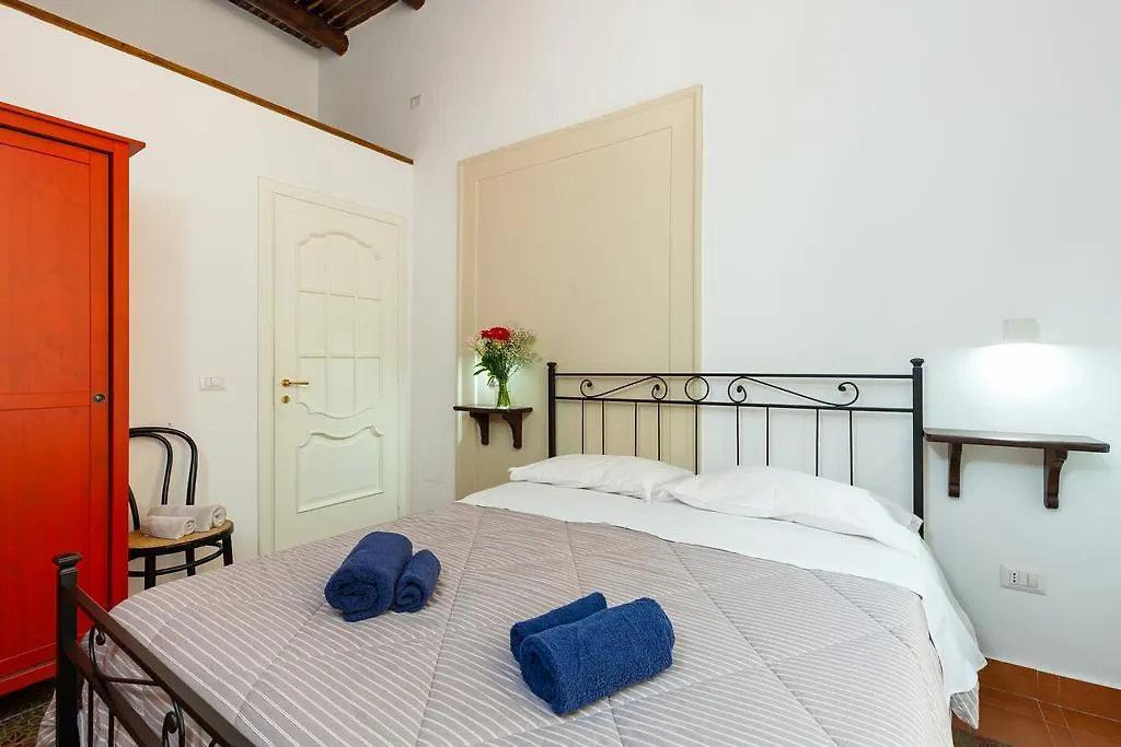 Don Pedro Rooms Vicere Di Toledo In The City Center نابولي 3*,