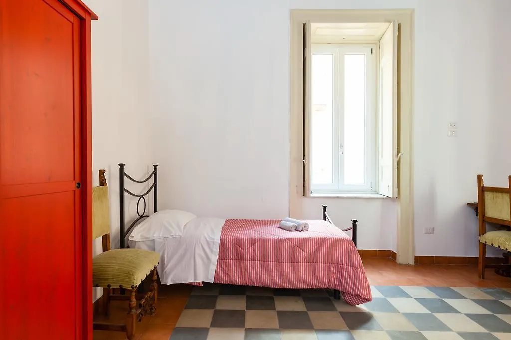 Don Pedro Rooms Vicere Di Toledo In The City Center نابولي 3*,  إيطاليا